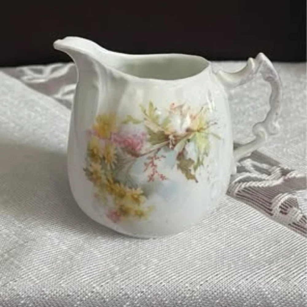 Antique Havilland Schlesinger Creamer - Picture 1 of 7